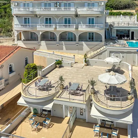Corali Beach Aparthotel