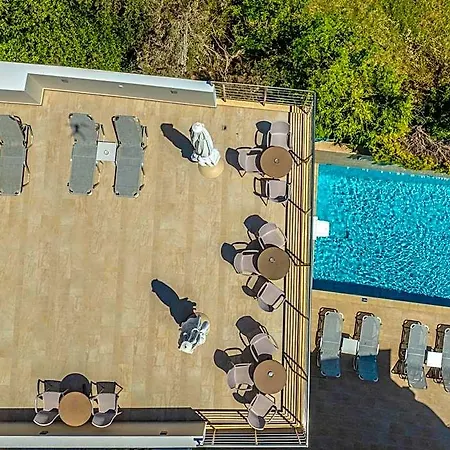 Corali Appart hôtel 4*