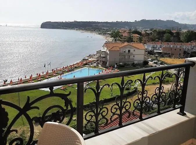Corali Beach 4* Planos